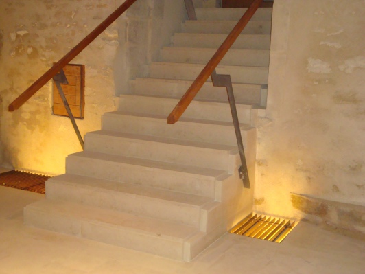 Musée Blandin escalier en pierre de Verger © F.Naude
