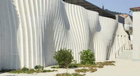 Chai et Caveau à Tain L'Hermitage - Carl-Frederik Svenstedt Architectes - Atelier du Grain d’Orge, Stono, Printemps de la Pierre, Carrières de Provence - Pier